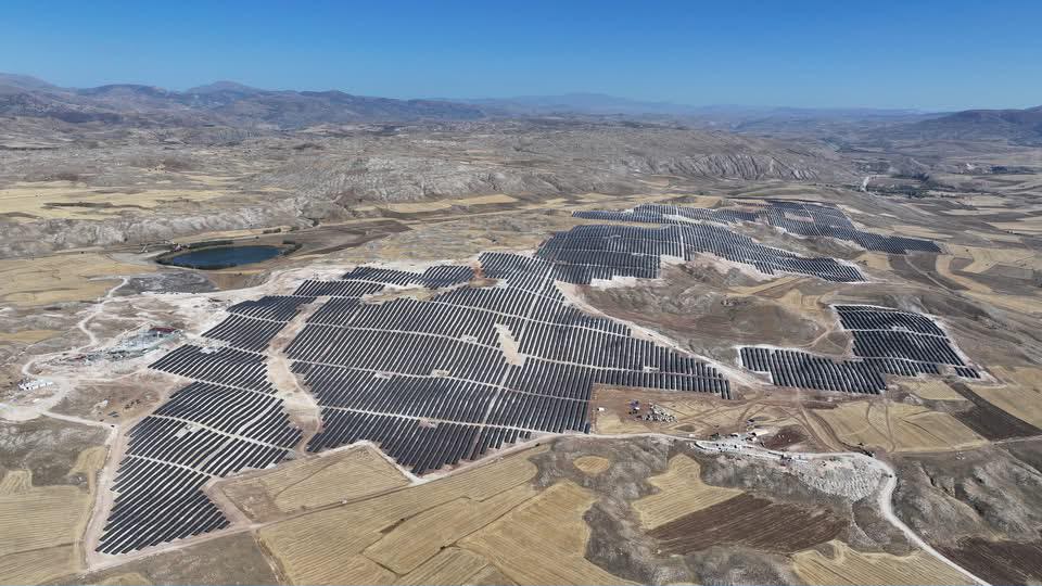 Nexsan Enerji referans projesi - Türk Telekom — 128 MWp Elektrik Altyapısı
